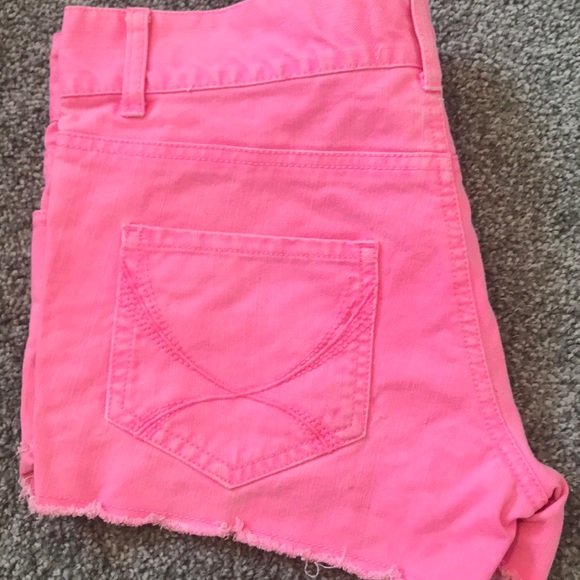Hot Pink shorts - Picture 2 of 2